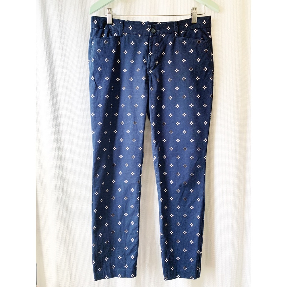 Gap slim city navy and white capri pants